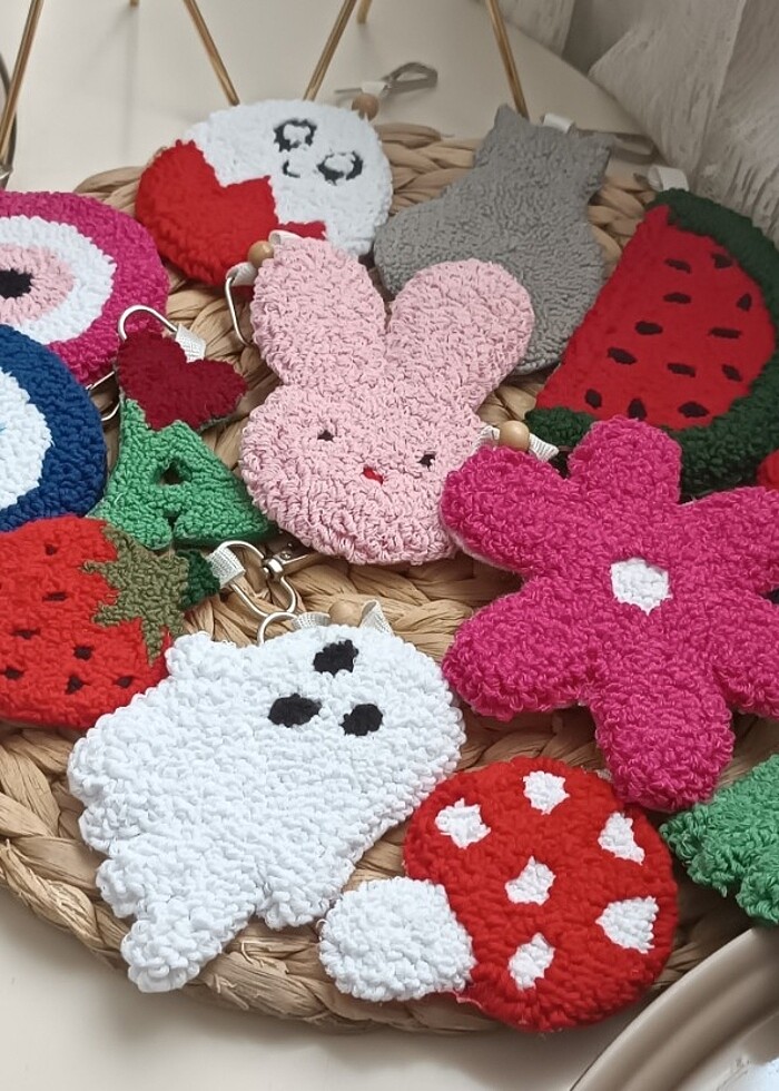 Punch işleme sevimli anahtarlık ve çanta süsleri  - Görsel 3