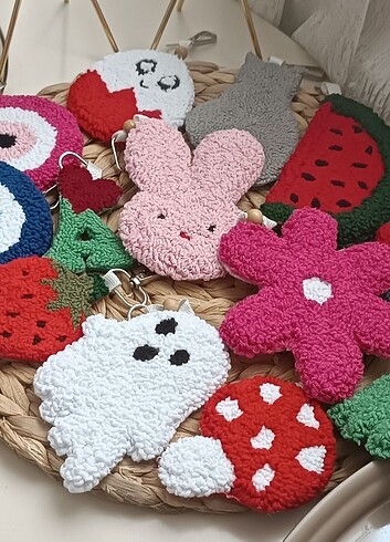  Beden pembe Renk Punch işleme sevimli anahtarlık ve çanta süsleri 