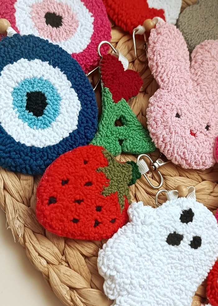 Punch işleme sevimli anahtarlık ve çanta süsleri  - Görsel 2