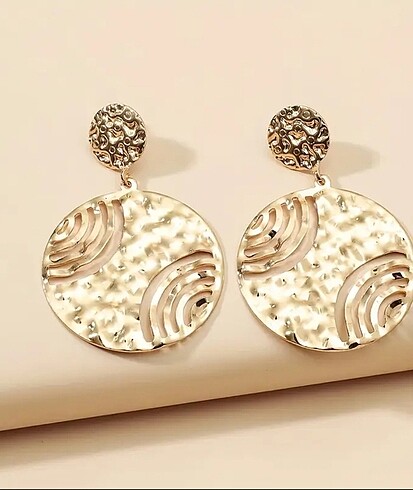 Şık gold metal küpe