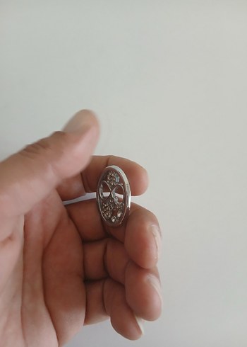 American Vintage Gri Bohem Çiçekli Kadın Broş