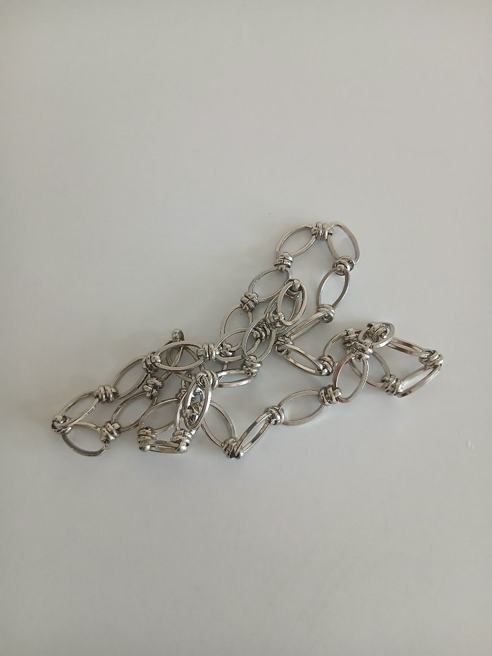 Gri Zincir Detaylı Kadın El Zinciri - Görsel 4