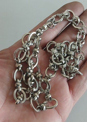 Gri Zincir Detaylı Kadın El Zinciri - Görsel 4