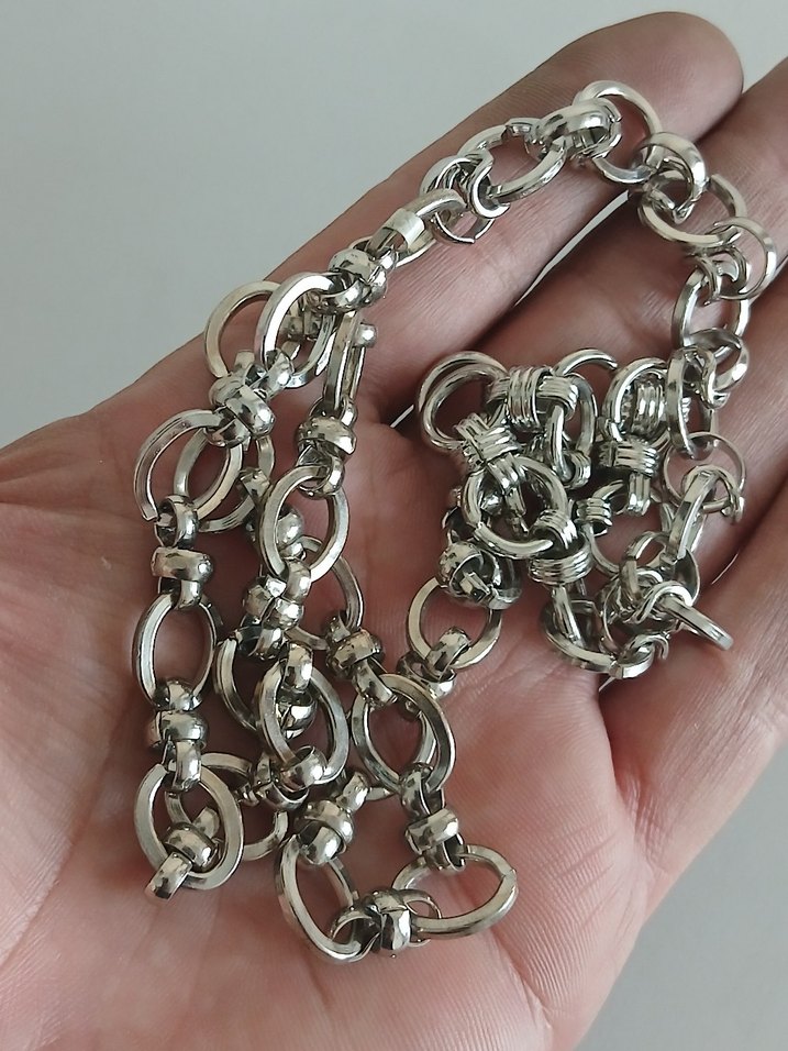 Gri Zincir Detaylı Kadın El Zinciri - Görsel 4