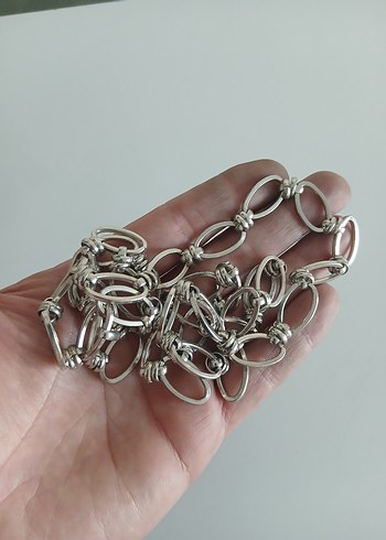 Gri Zincir Detaylı Kadın El Zinciri - Görsel 5