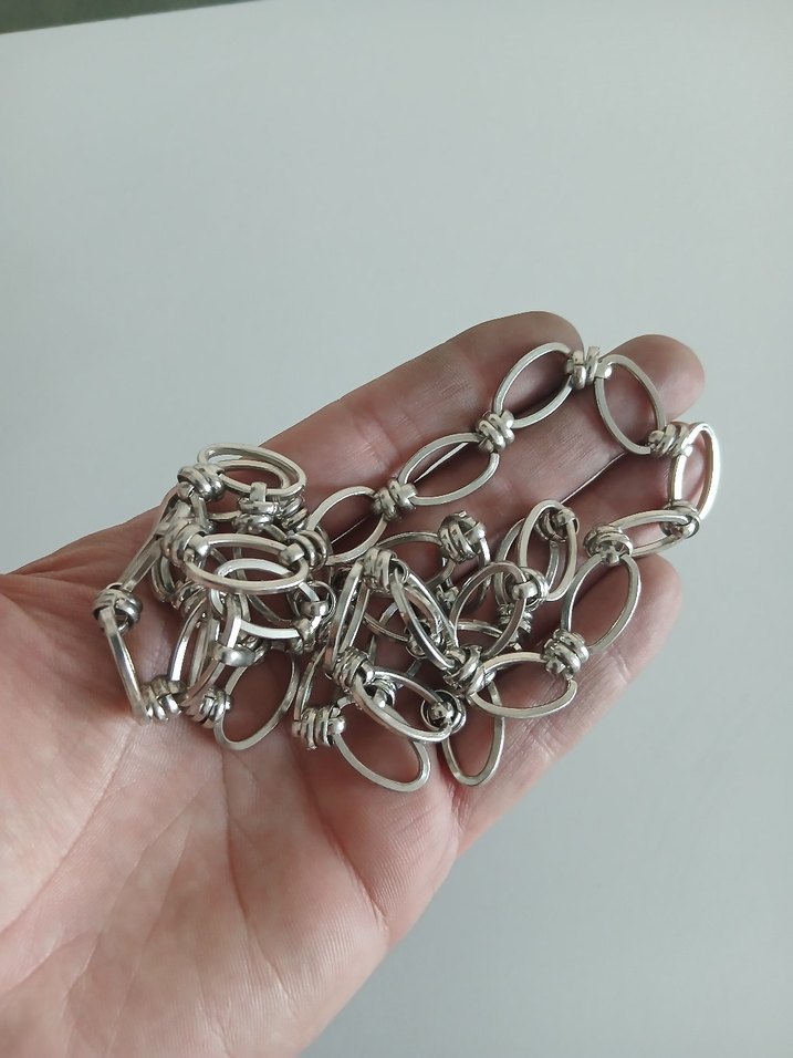 Gri Zincir Detaylı Kadın El Zinciri - Görsel 5