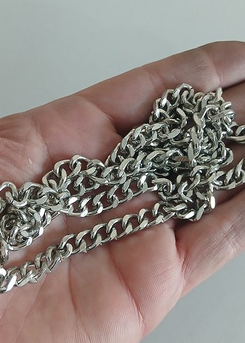 Gri Zincir Detaylı Kadın Vücut Zinciri - Görsel 3