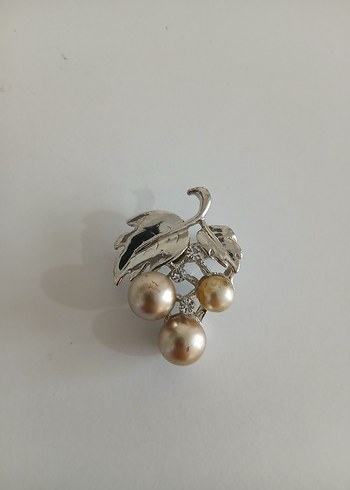 Bej İnci Boncuklu Vintage Broş