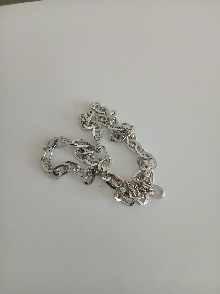 Gri Zincir Detaylı Kadın El Zinciri - Görsel 3