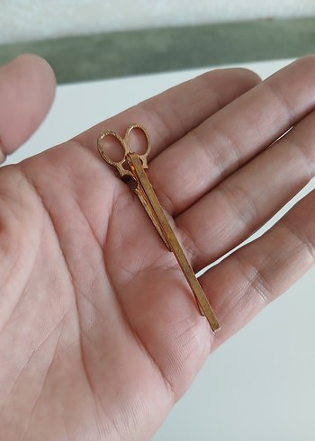 American Vintage Altın Renkli Vintage Makas Broş