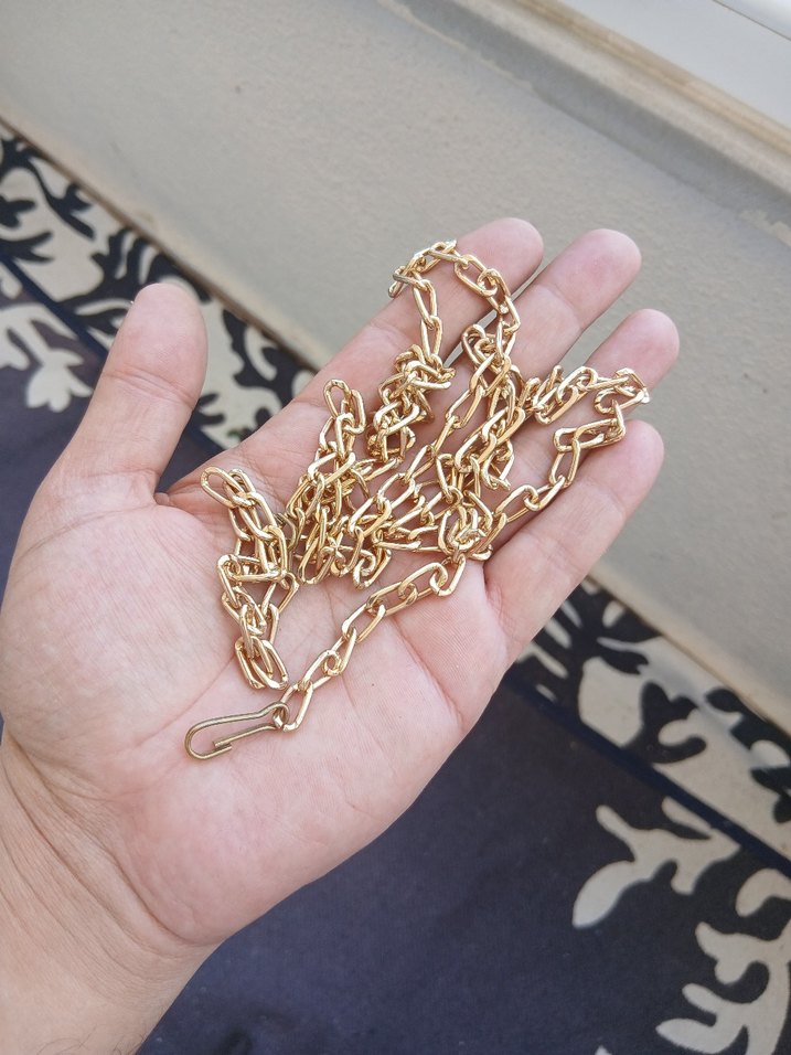 Zincir Detaylı Kadın El Zinciri Altın Rengi - Görsel 2