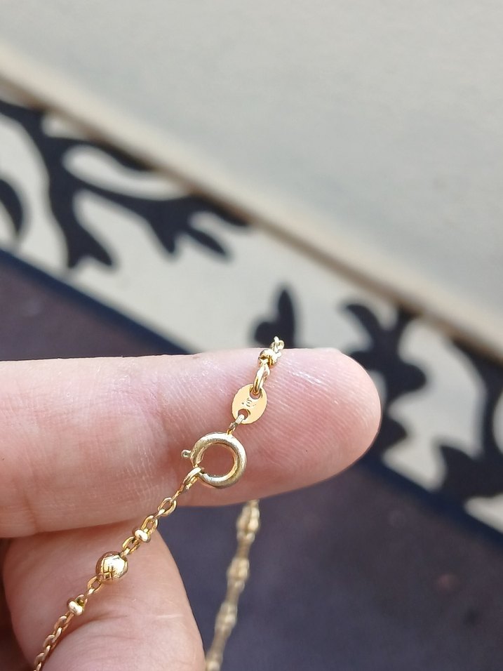 Altın Renkli Minimalist Kadın El Zinciri - Görsel 2