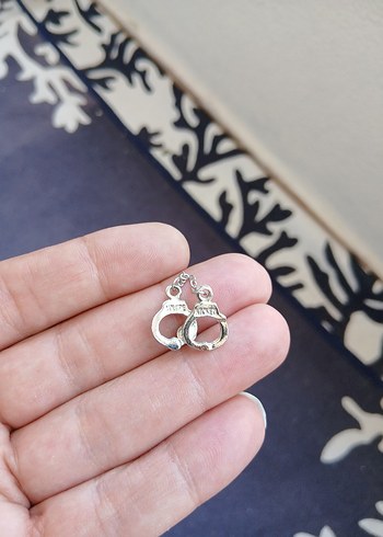 Parlak Bej Biker Erkek Küpeleri - Görsel 3