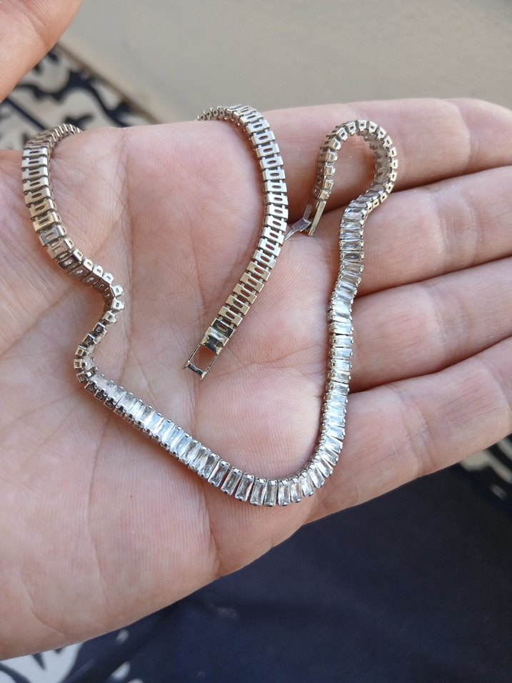 Zincir Detaylı Altın Renkli Kadın El Zinciri - Görsel 2