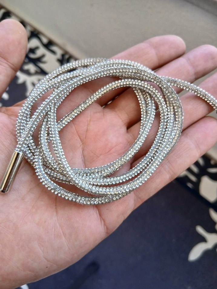 Gri Payetli Kadın El Zinciri - Görsel 2