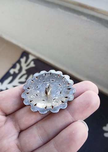 Vintage Beyaz Çiçekli Payetli Broş - Görsel 3