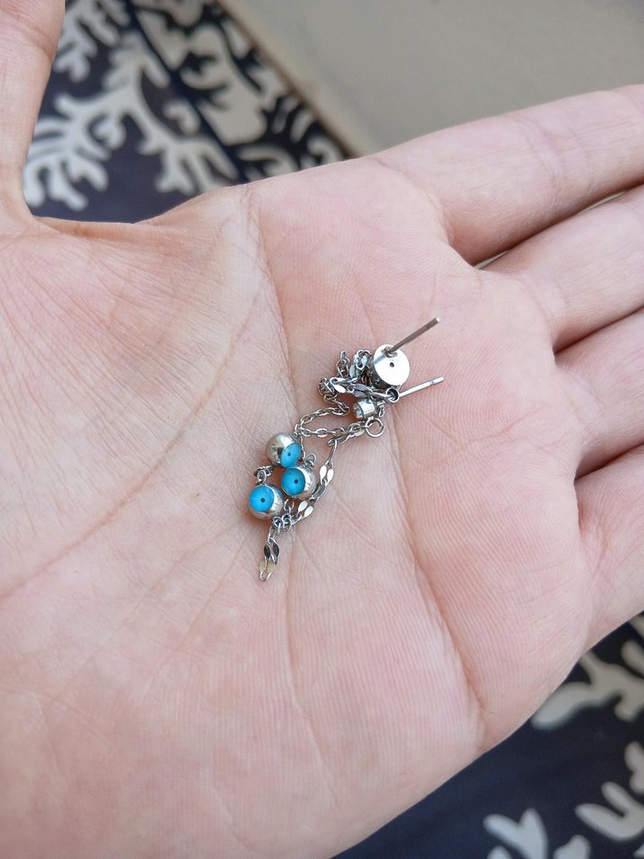 Turkuaz Boncuklu Zincir Detaylı Kadın Küpe - Görsel 2