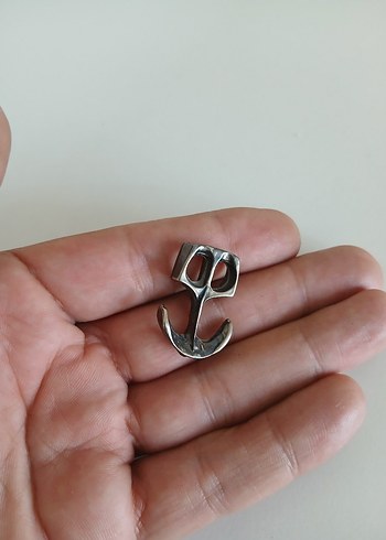 Gri Minimalist Rock Punk Erkek Küpesi - Görsel 3