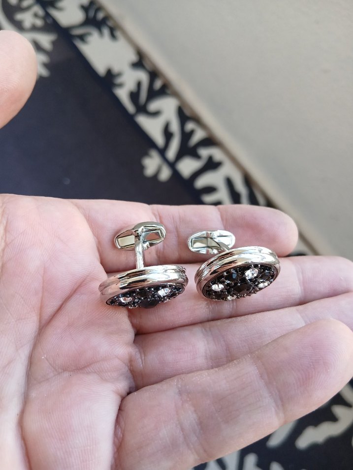 Siyah Taşlı Kadın Kol Düğmesi - Görsel 2