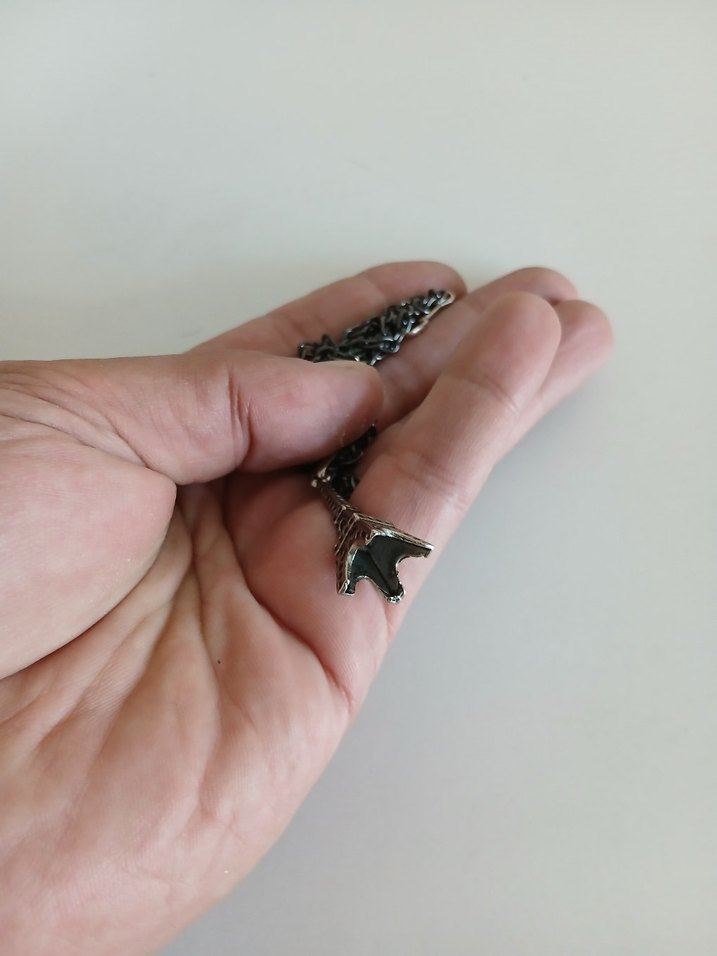 Paris Temalı Zincir Detaylı Kadın El Zinciri - Görsel 2