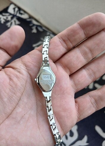 Q&Q Orjjnal Quartz