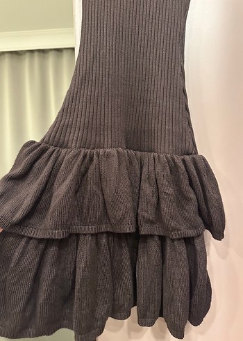 Kolsuz Siyah Triko Elbise, Fırfırlı, Uzun - Görsel 3