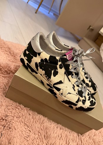Golden Goose Deluxe Yüksek Topuklu Zebra Desenli Kadın Spor Ayakkabı