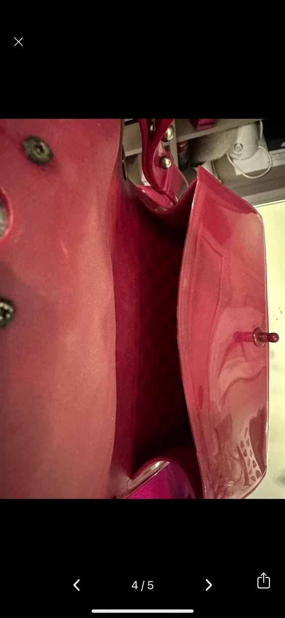 Zincir Detaylı Parlak Pembe Deri Kadın Çanta - Görsel 5