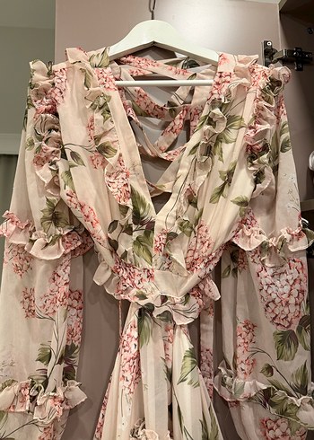 Pembe Çiçekli Uzun Fırfırlı Bohem Elbise - Görsel 2