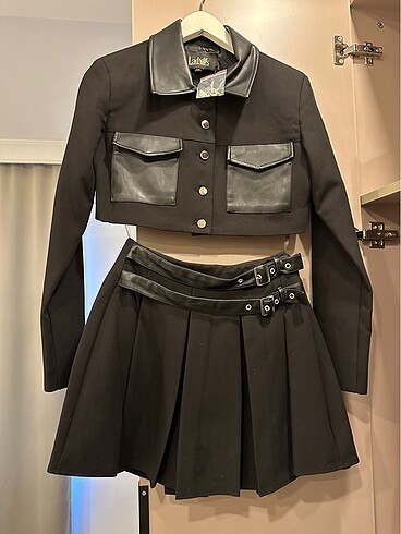 Bershka Kore kız takımı