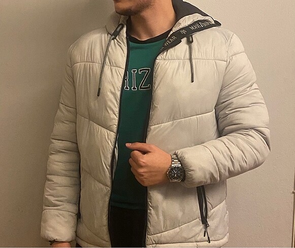 Mavi Beyaz Mont