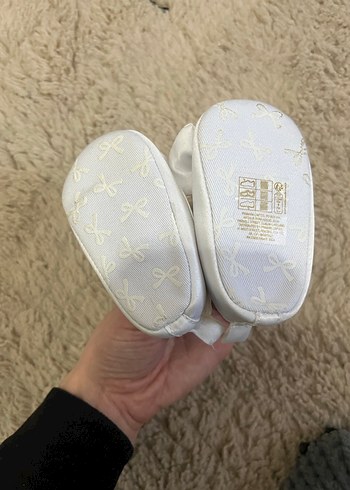 Kız Bebek Beyaz Fiyonklu Babet Ayakkabı - Görsel 2