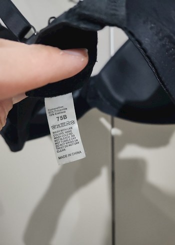 Siyah Sütyen - Görsel 3