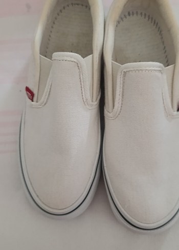 Dolgu Topuklu Beyaz Minimalist Spor Ayakkabı