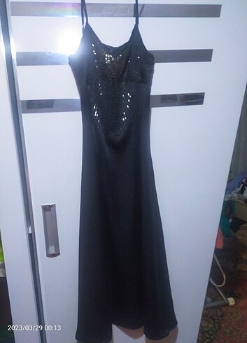 36 Beden siyah Renk İpekyol kadın saten abiye elbise 