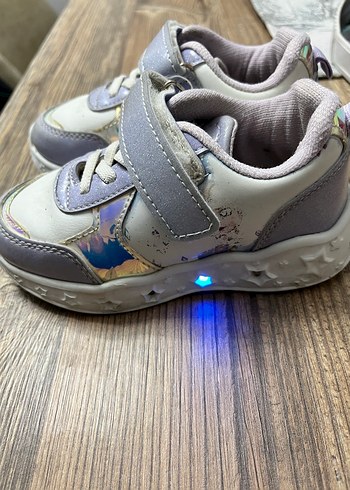 Kız Çocuk Çok Renkli Işıklı Spor Ayakkabı - Görsel 10