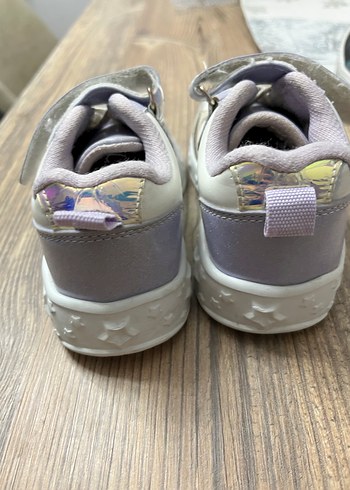 Kız Çocuk Çok Renkli Işıklı Spor Ayakkabı - Görsel 8