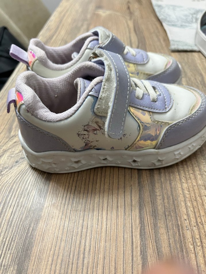 Kız Çocuk Çok Renkli Işıklı Spor Ayakkabı - Görsel 5