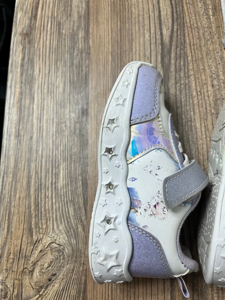 Kız Çocuk Çok Renkli Işıklı Spor Ayakkabı - Görsel 2