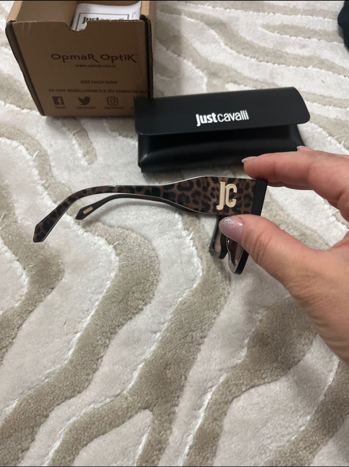 Just Cavalli Leopar Kahverengi Klasik Kadın Güneş Gözlüğü - Görsel 3