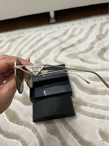 PRADA BAYAN GÜNEŞ GÖZLÜĞÜ - Görsel 15