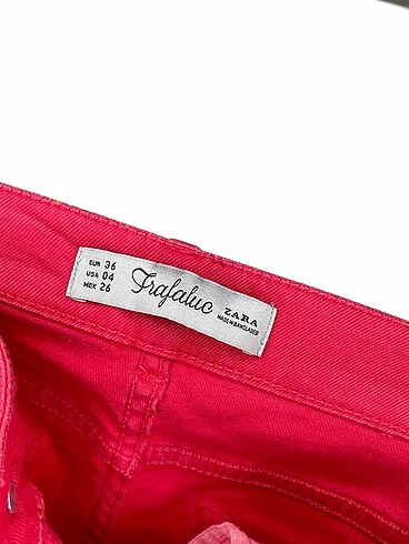 36 Beden pembe Renk Zara Jean / Kot %70 İndirimli.