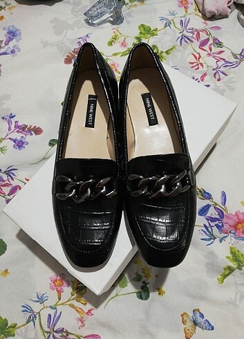Nine west 