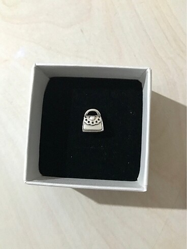 Pandora çanta charm