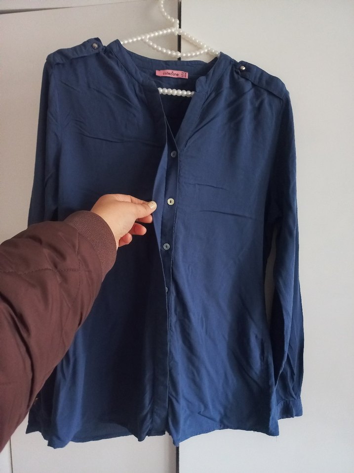 Kadın Lacivert Uzun Kollu Düğmeli Gömlek - Görsel 3