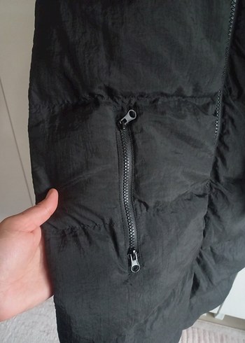 Siyah Uzun Kollu Fermuarlı Kışlık Kadın Mont - Görsel 4