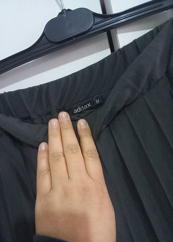 Kadın Siyah Pilili Uzun Etek - Görsel 4