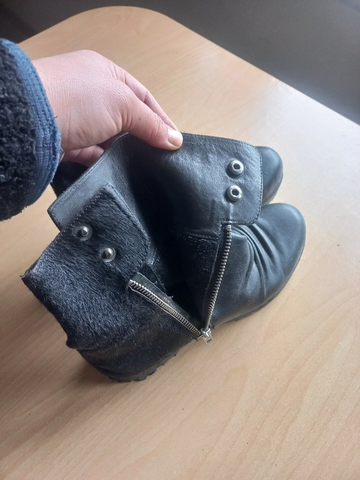 Kürklü Siyah Deri Kadın Bot - Görsel 5