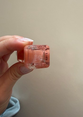 GİSOU Glazed Plum Lip Oil - Görsel 6