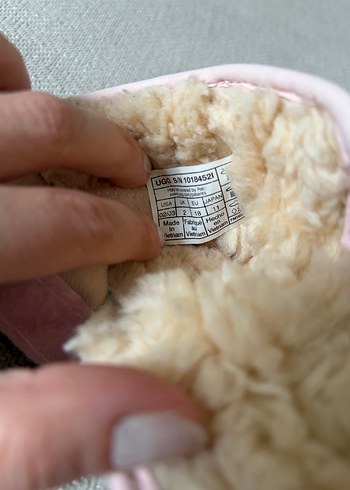 UGG Pembe Fiyonklu Bebek Bot - Görsel 7